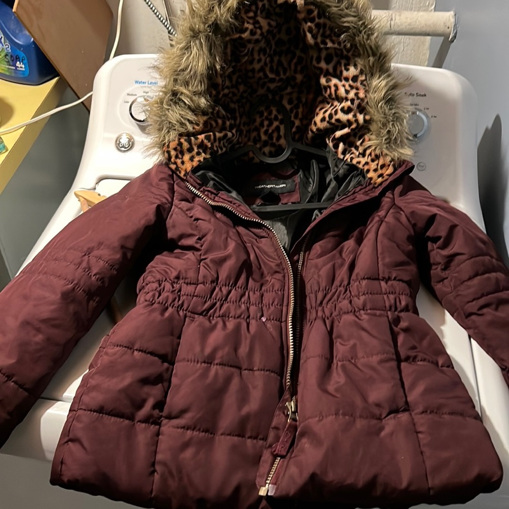 Gorgeous Purple!!Girls 10/12 mid weight winter coat